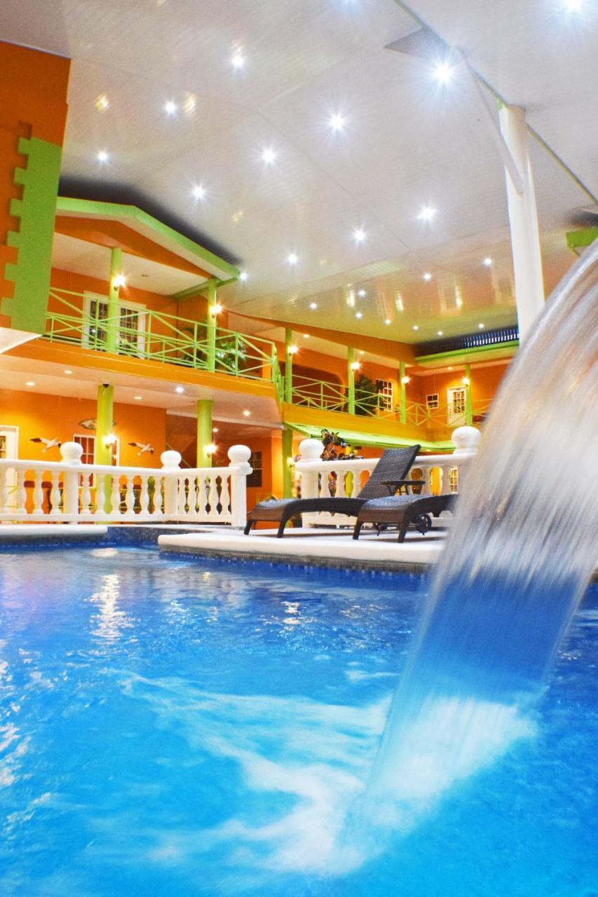 Beverly'S Oasis Suites Scarborough Exteriér fotografie